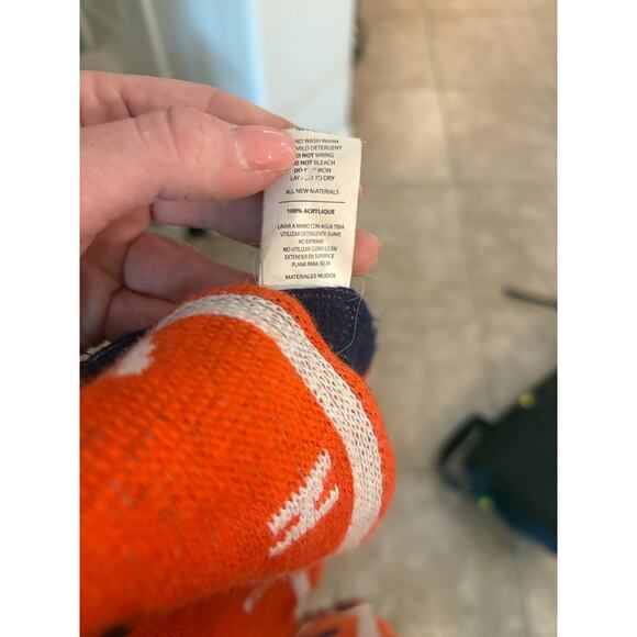 Denver Broncos NFL Football Neck Scarf Orange Blue Fringed Soft Knit Unisex - Picture 6 of 6